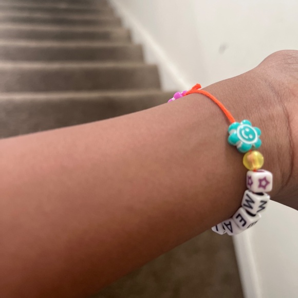 Bracelets - Picture 2 of 2